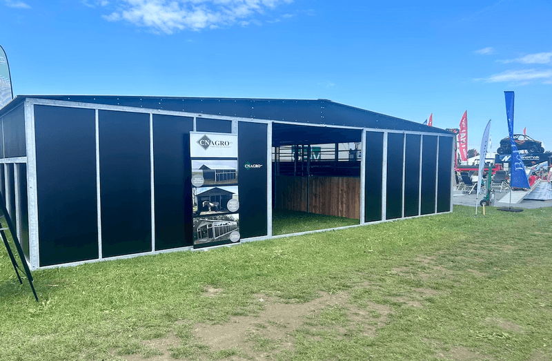 Leskur, liggehall, løsdrift til hest (Contryhus)